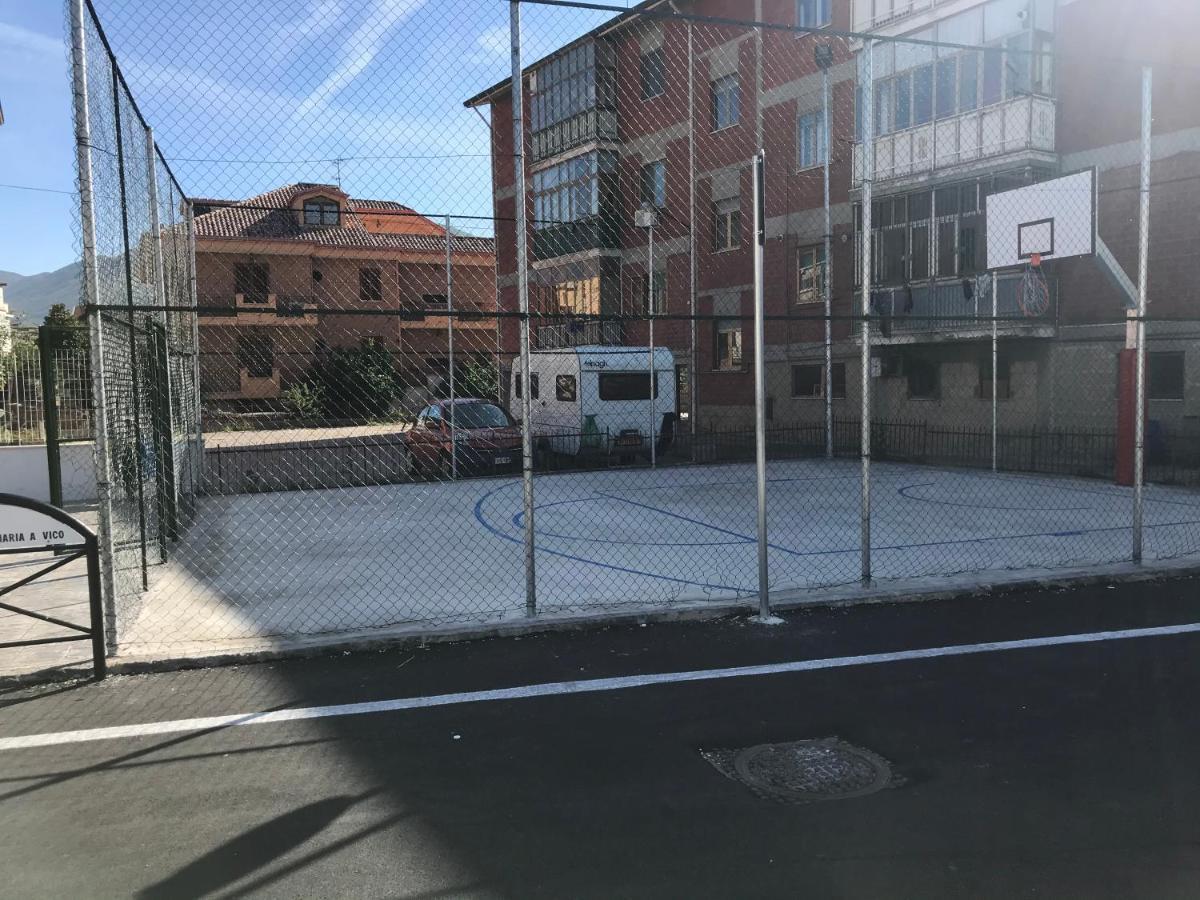 Santa Maria a Vico Al Vicolo Stretto B&B 외부 사진