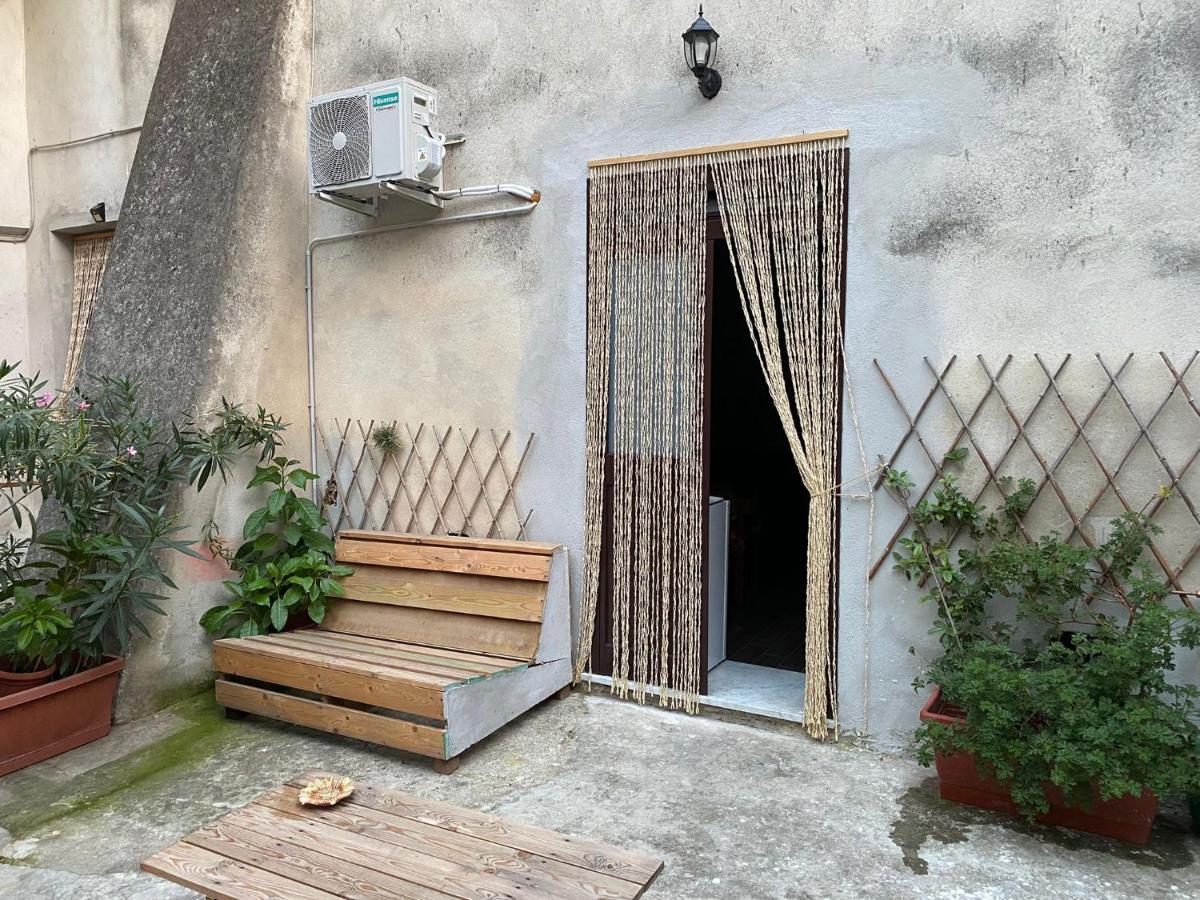 Santa Maria a Vico Al Vicolo Stretto B&B 외부 사진